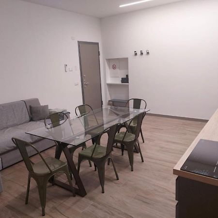 111 Suite Apartment Бергамо Екстериор снимка
